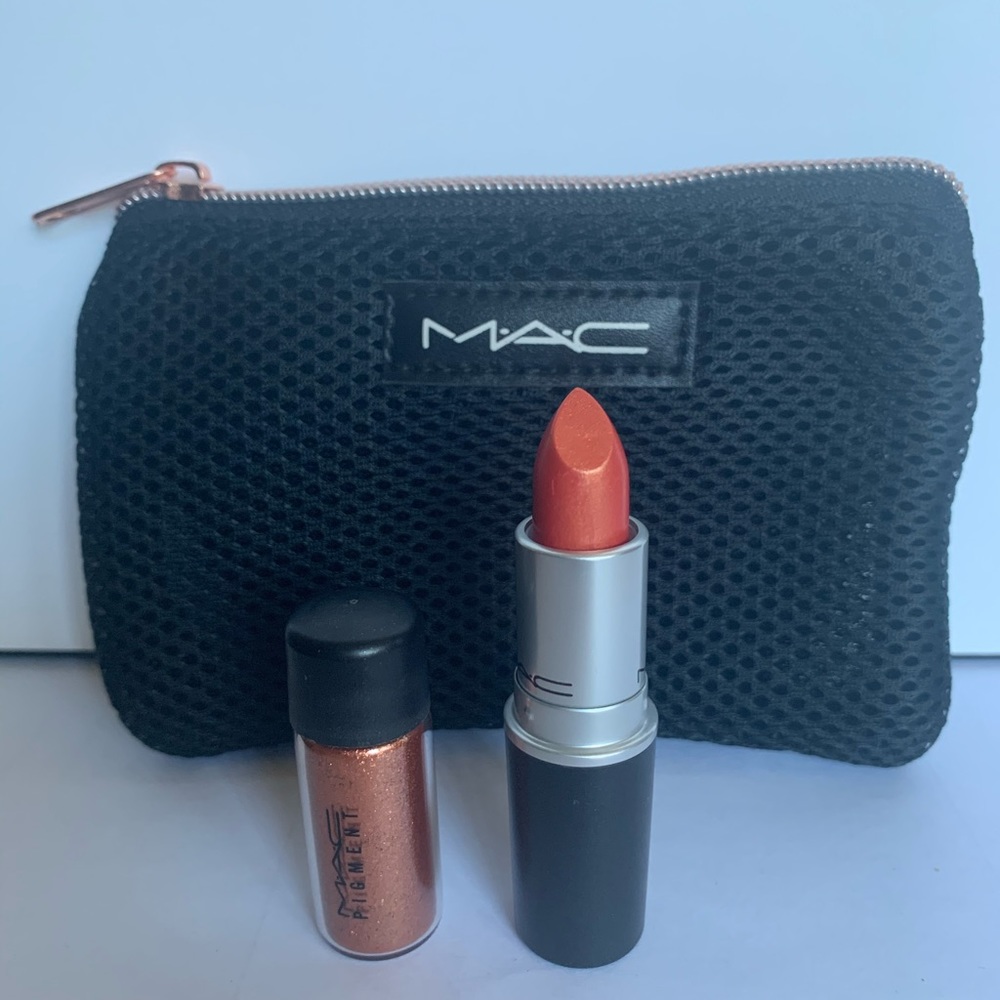 MAC 2pc and a mini bag